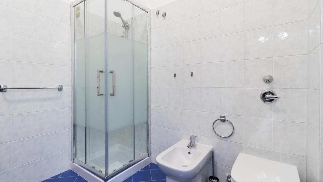 Italianway-Gramsci 2 Apartment Milan Luaran gambar
